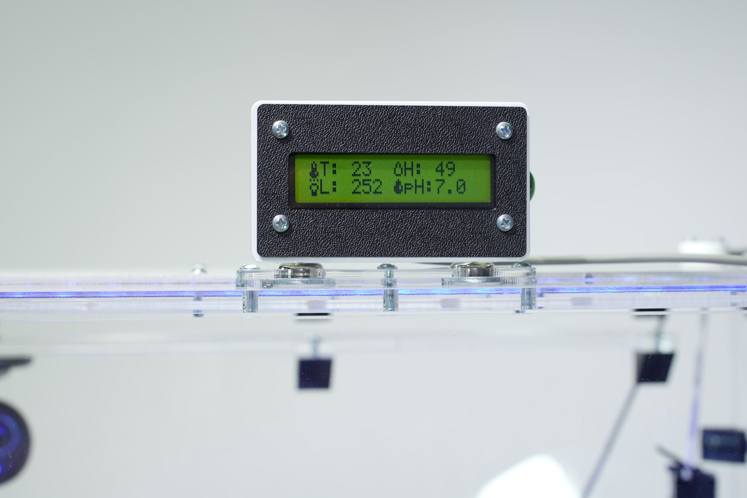 Роботизированный комплект НАУРОБО «Умная гидропоника»