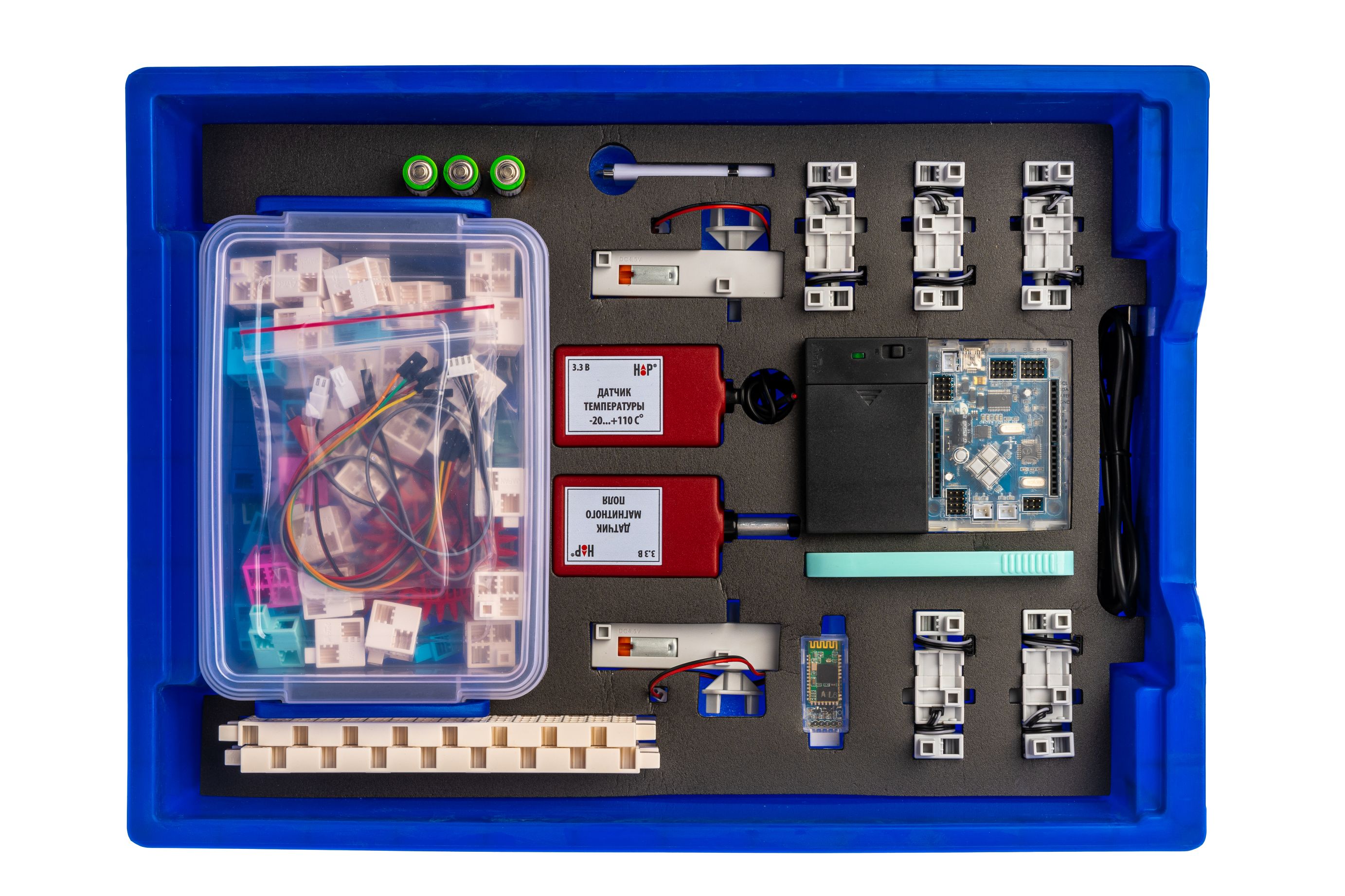 Академия Наураши «Робототехнический комплекс «Наум» для создания роботов с голосовым управлением»