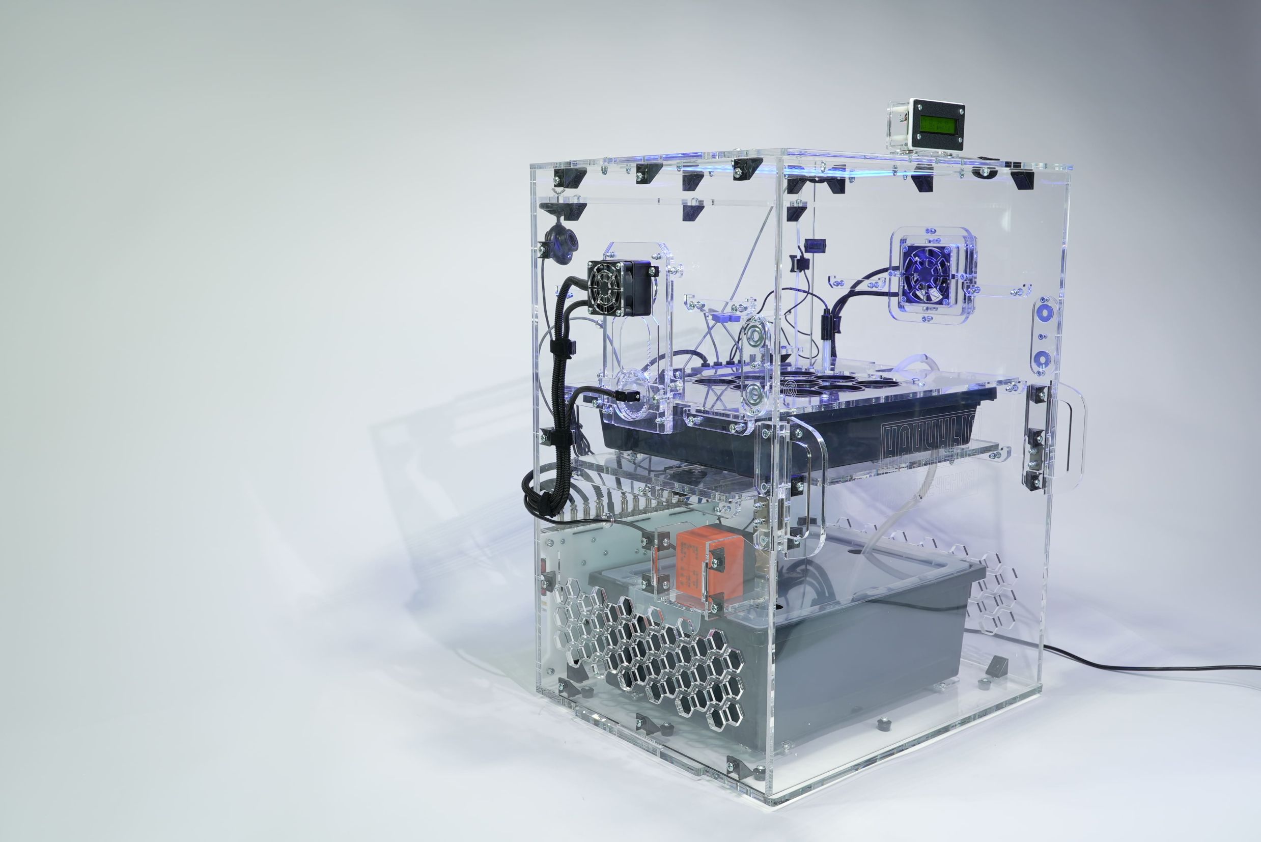 Роботизированный комплект НАУРОБО «Умная гидропоника»