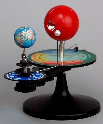 Прибор демонстрационный «Теллурий»  трехпланетная модель (Земля-Солнце-Луна)