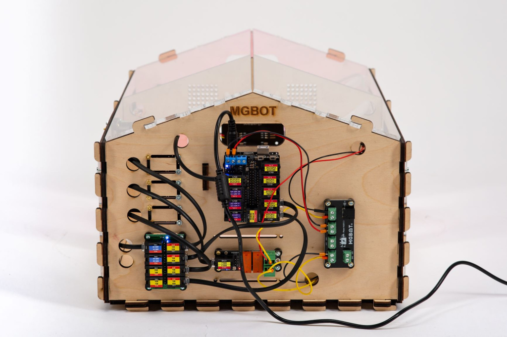 Набор «Умная теплица ЙоТик М2» (Лаборатория биолога)